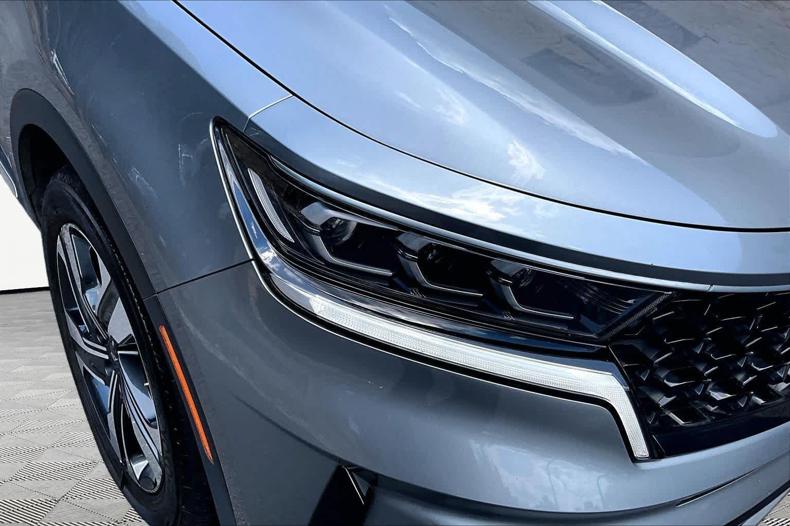 Used 2022 Steel Gray Kia SX Prestige image 28