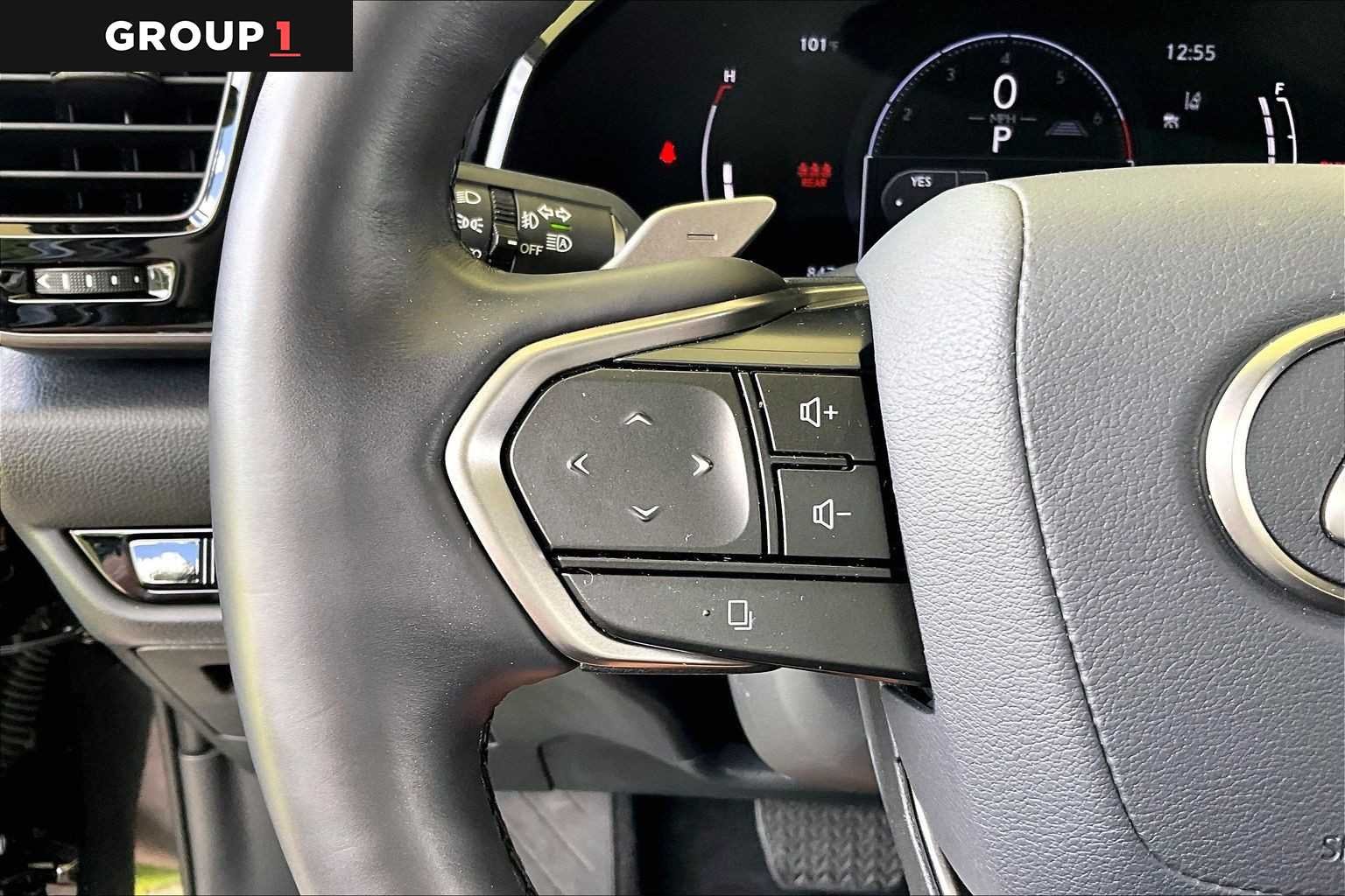 Certified Used 2026 CAVIAR Lexus Luxury image 21