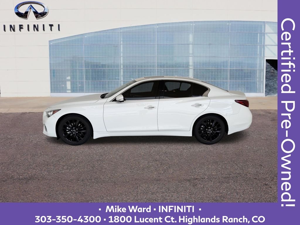 Used 2023 White INFINITI LUXE image 2