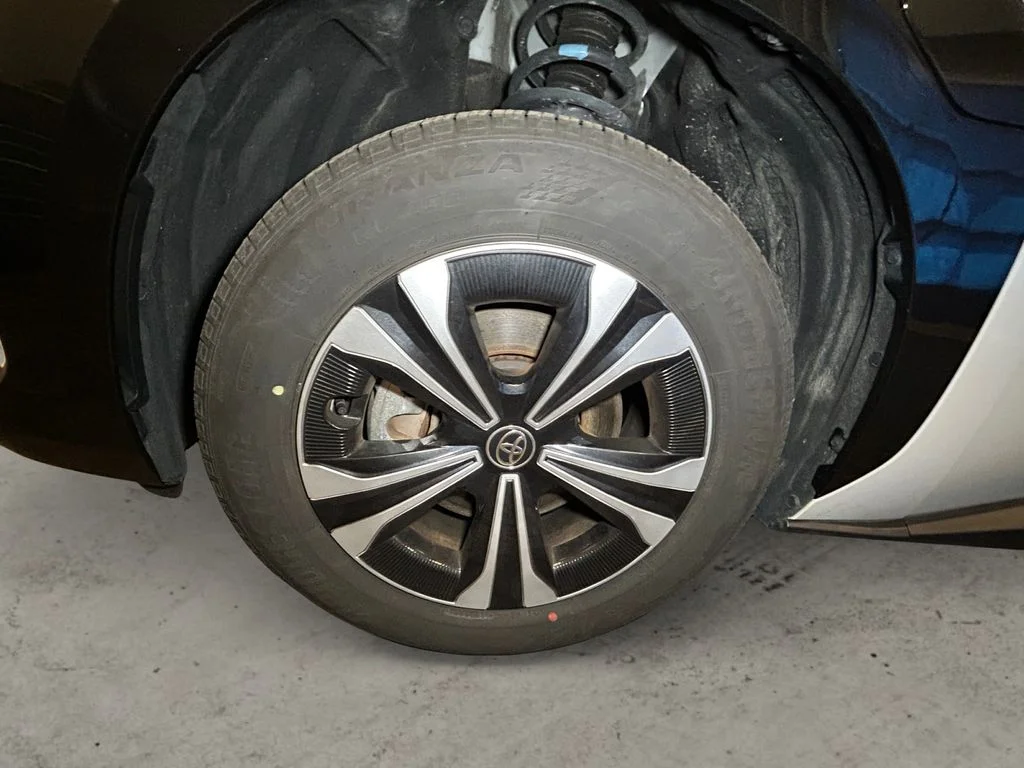 Used 2024 Pearl Toyota XLE image 14