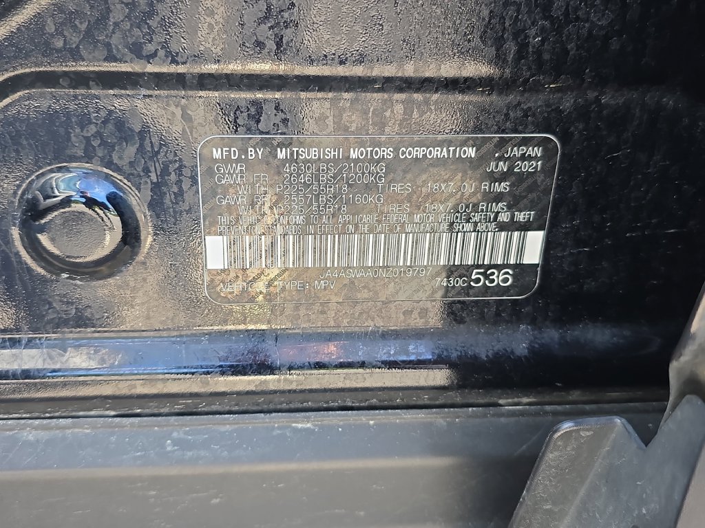 Used 2022 Black Mitsubishi SE image 37