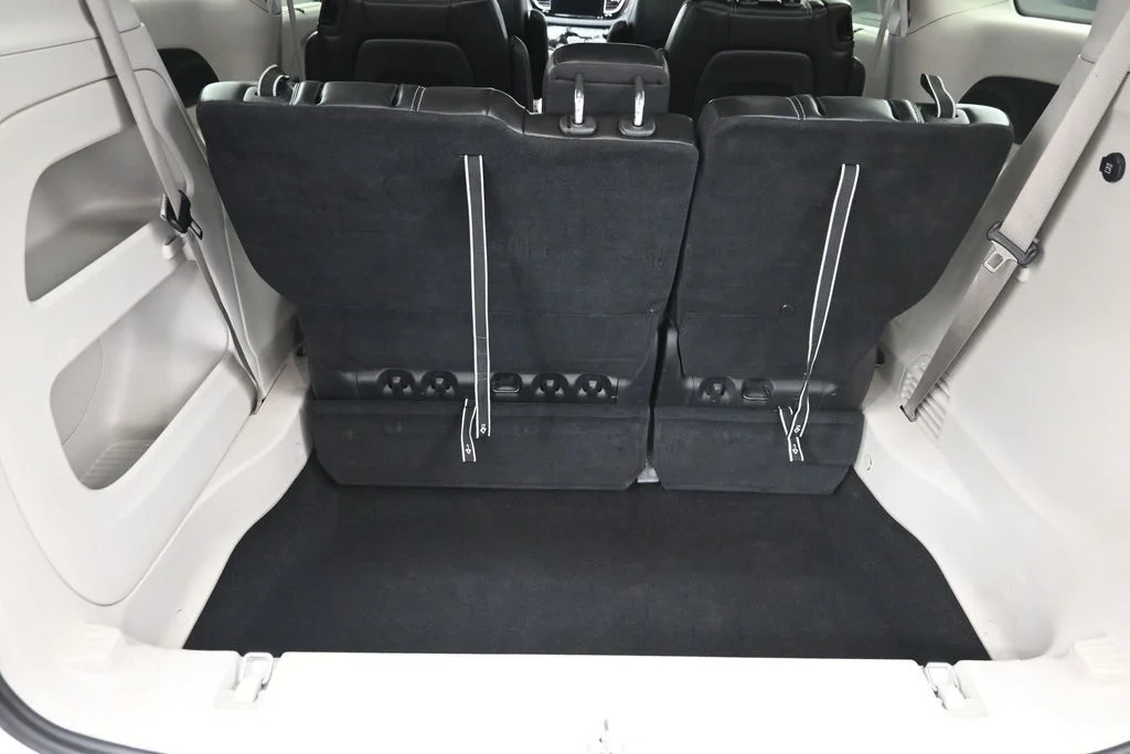 Certified Used 2023 White Chrysler Touring L image 14