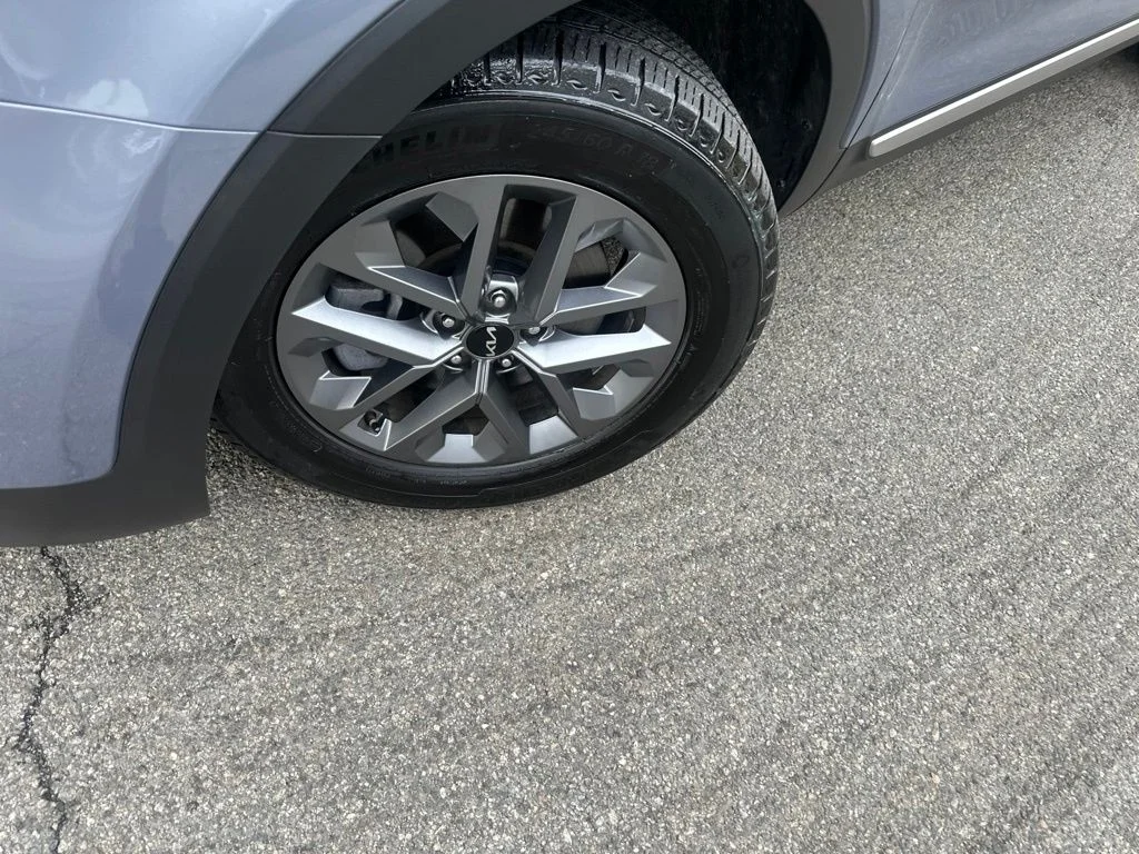 Used 2024 Silver Kia LX image 2