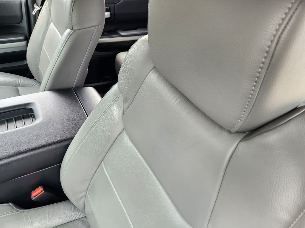 Used 2020 Super White Toyota SR5 image 25