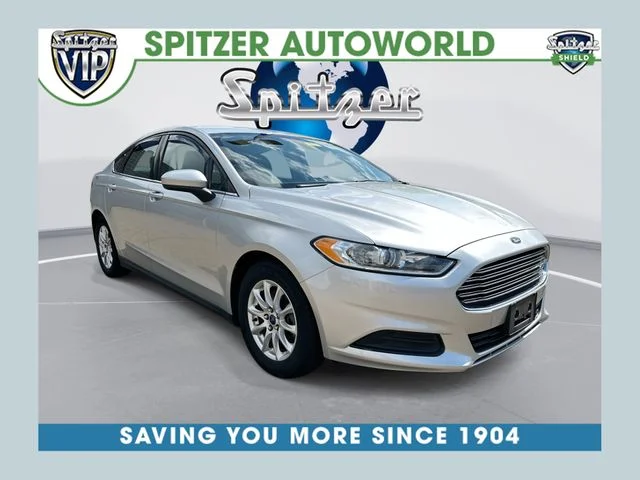 2015 Ford Fusion S FWD's photo