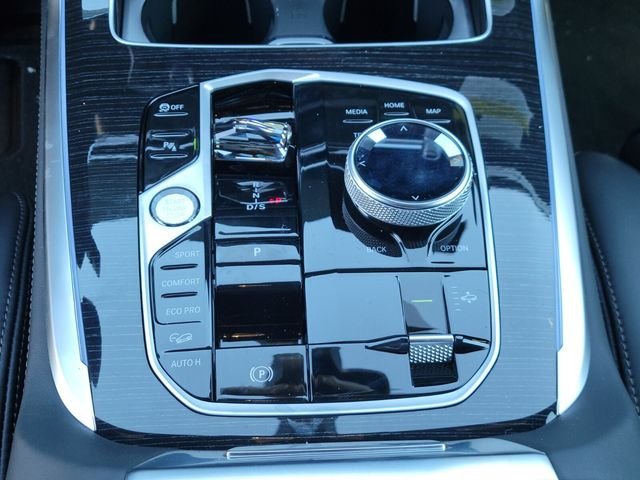 New 2027 Blue BMW M60i image 20