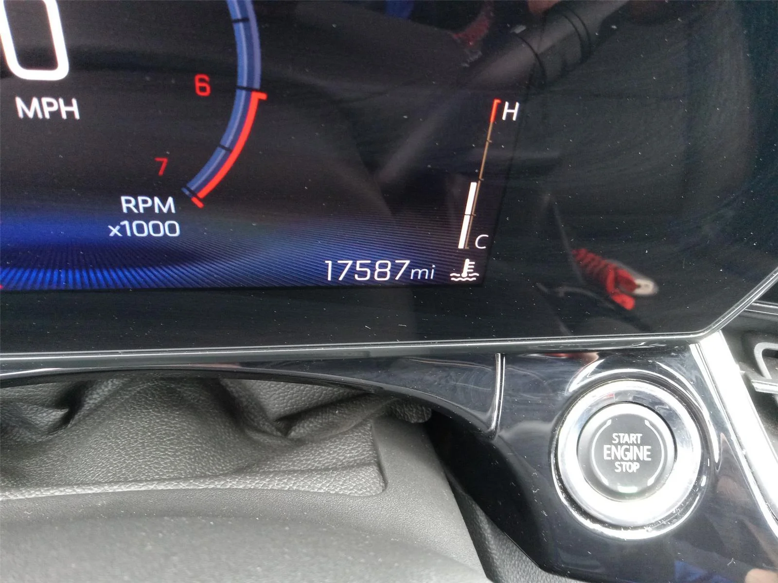 2025 Chevrolet Trax RS - Photo 16
