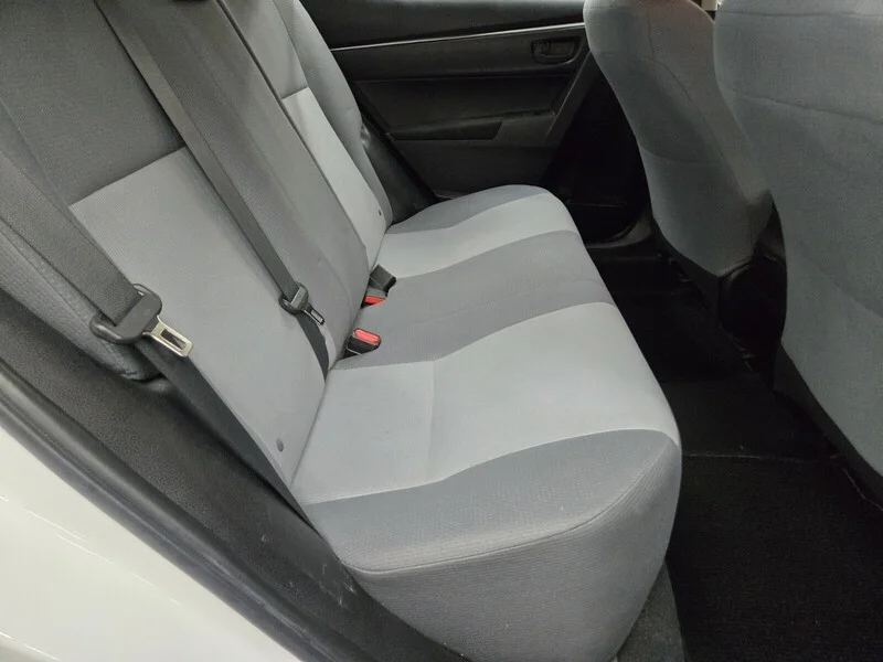 Used 2014 SUPER WHITE Toyota L image 11