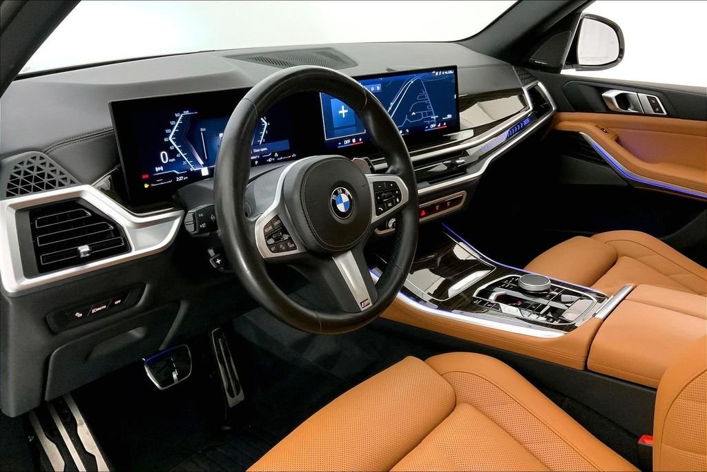 Used 2024 Mineral White Metallic BMW  image 21