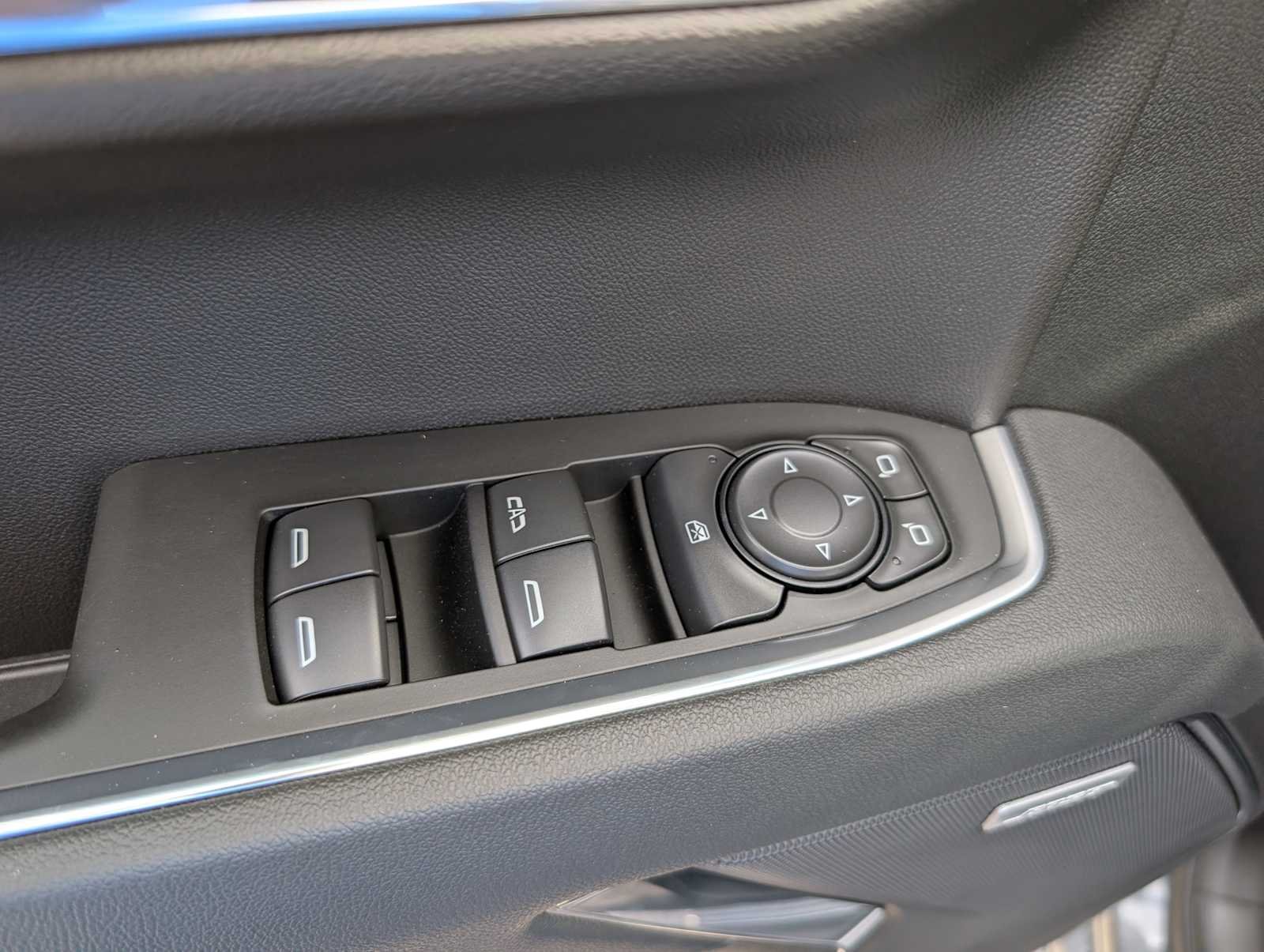 New 2026 Sterling Metallic GMC Elevation image 32