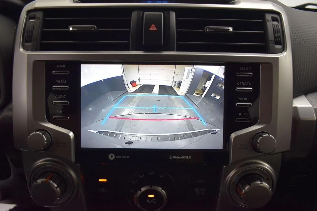 Used 2020 Silver Toyota SR5 image 13