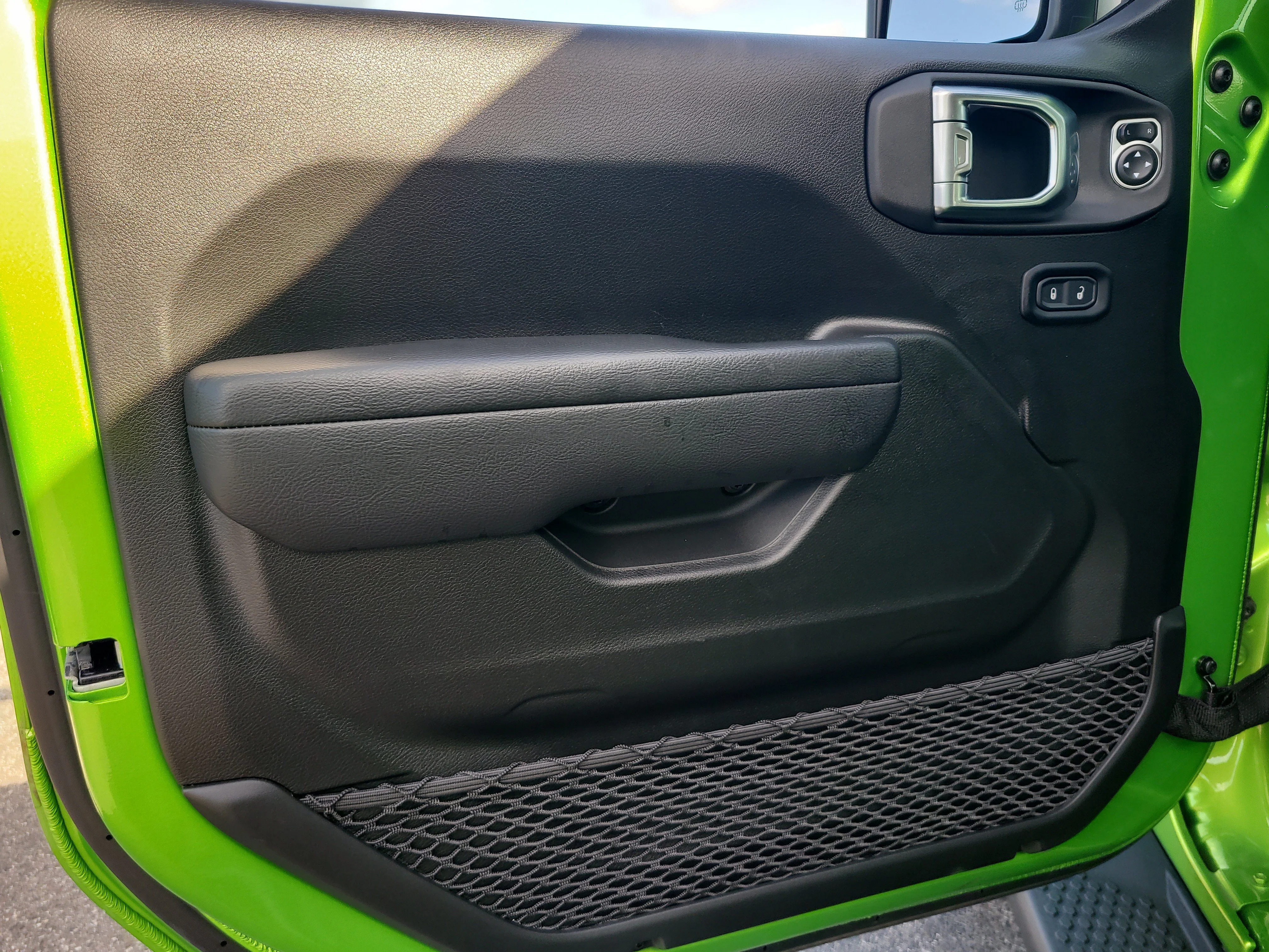 Used 2025 Mojito Clearcoat Jeep Sport S image 15