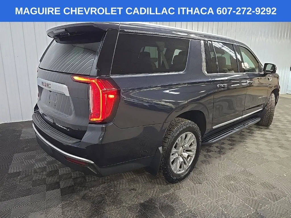 Used 2023 Silver GMC Denali image 10
