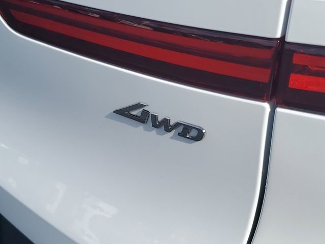 2025 GENESIS GV70 Standard - Photo 7