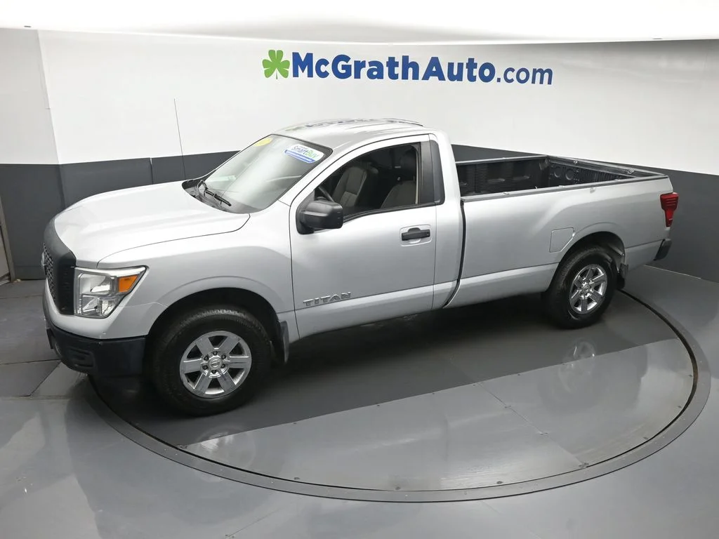 Used 2017 Silver Nissan S image 16