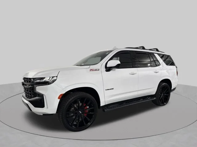 Used 2023 White Chevrolet Z71 image 3