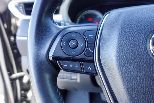 Certified Used 2022 Black Toyota XLE image 14