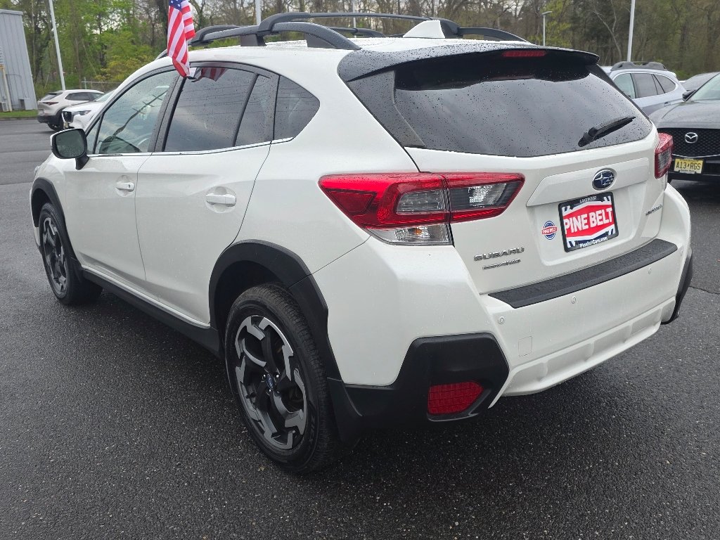 Used 2022 Crystal White Pearl Subaru Limited image 13