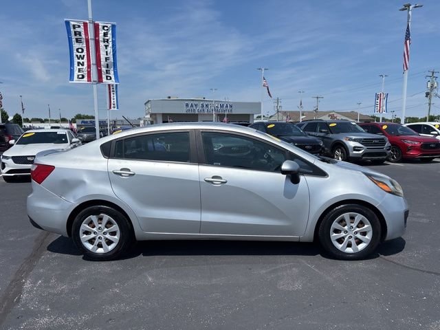 Used 2013 Silver Kia LX image 5