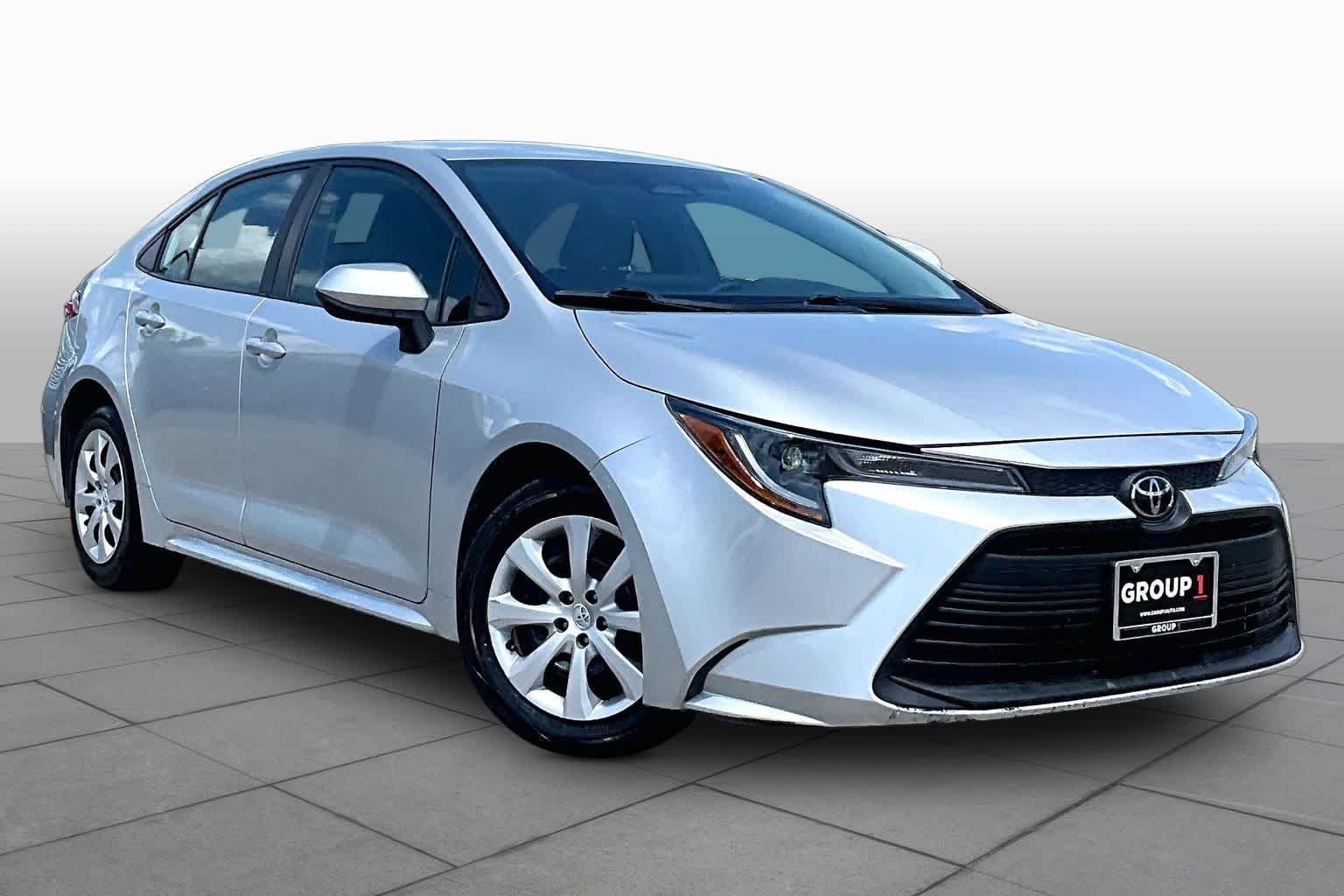 Used 2024 Classic Silver Metallic Toyota LE image 3