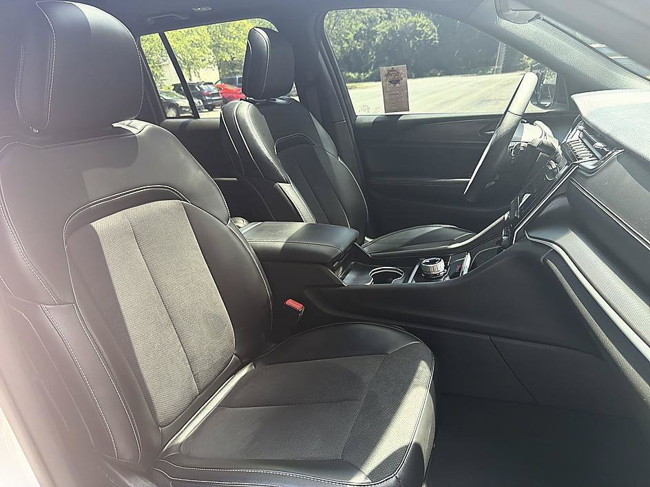 Used 2024 Bright White Clearcoat Jeep Altitude X image 20