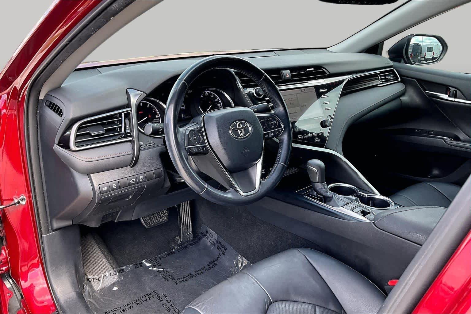 Used 2019 Ruby Flare Pearl Toyota XLE image 16