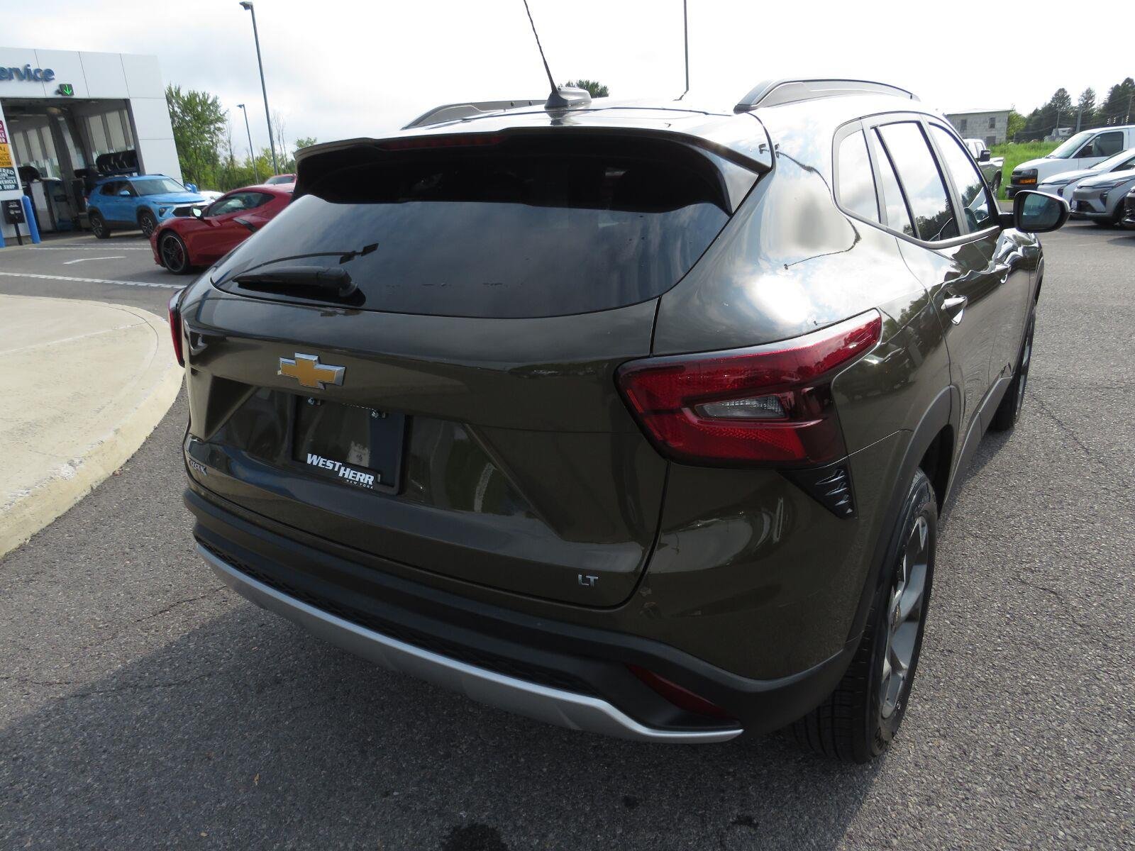 Used 2024 Harvest Bronze Metallic Chevrolet LT image 5