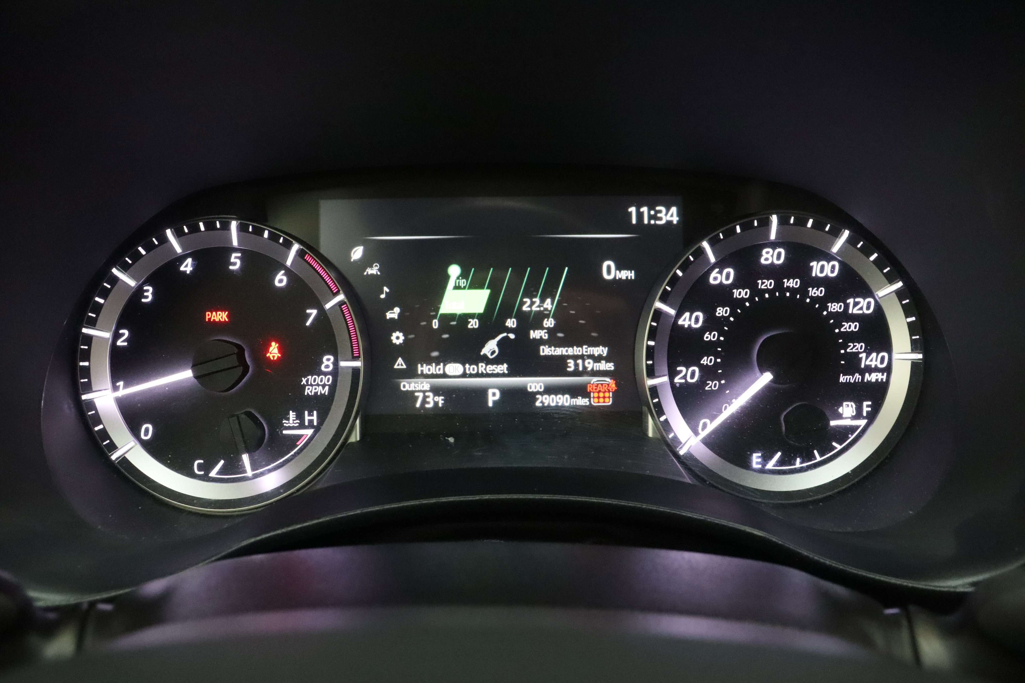 2025 Toyota Highlander LE - Photo 41