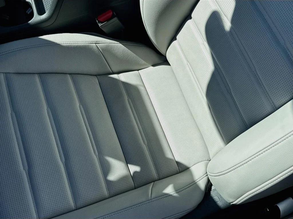 New 2027 Platinum White Pearl Honda EX-L image 24