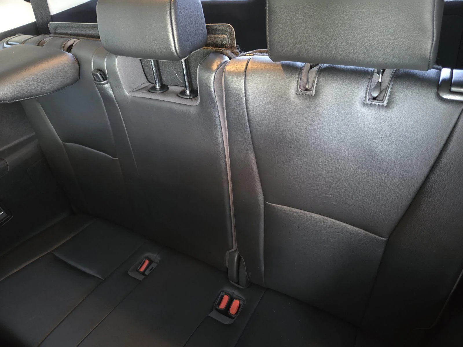 Used 2021 Midnight Black Metallic Toyota XLE image 21