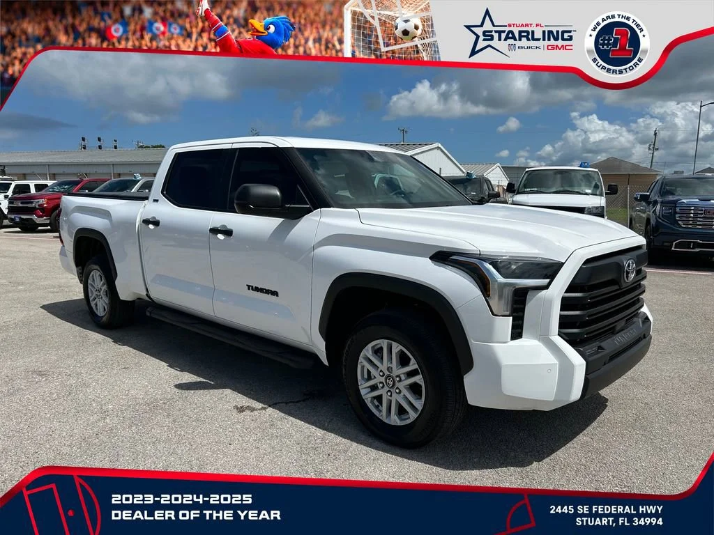 Used 2025 White Toyota SR5 image 3