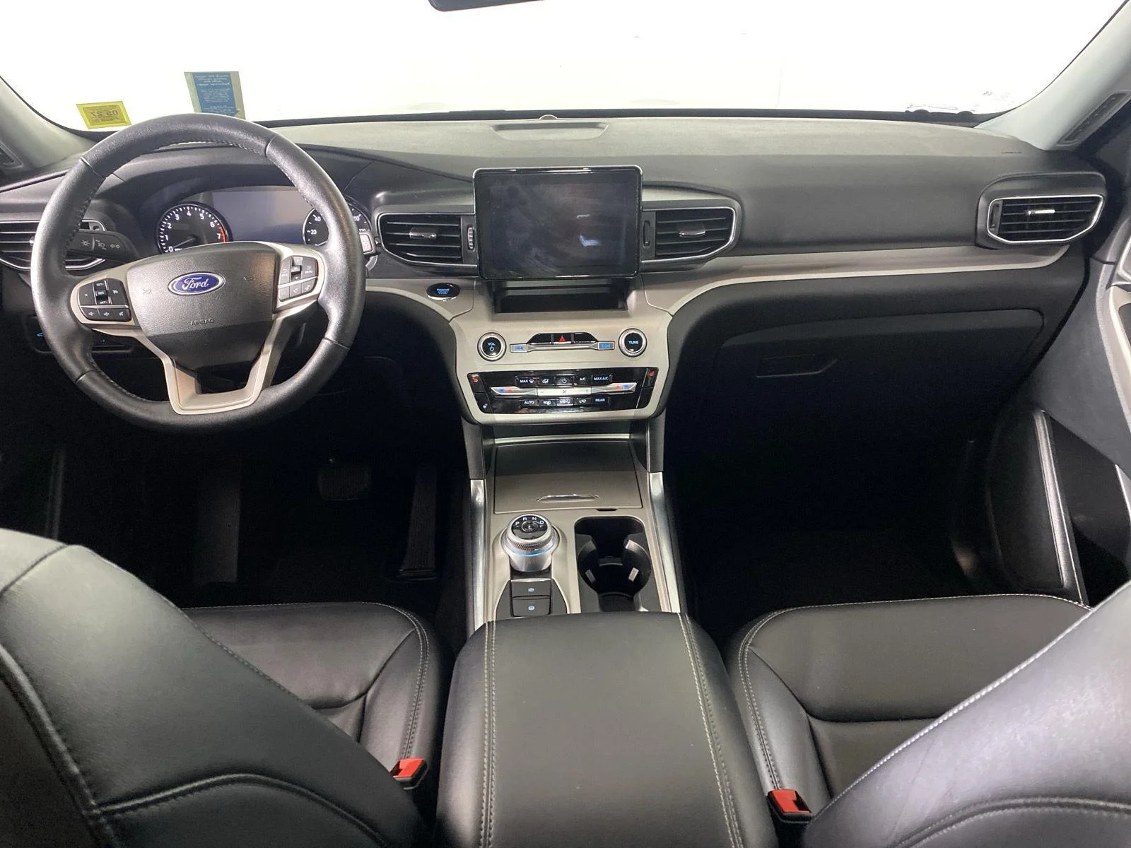 Used 2023 Agate Black Ford XLT image 2