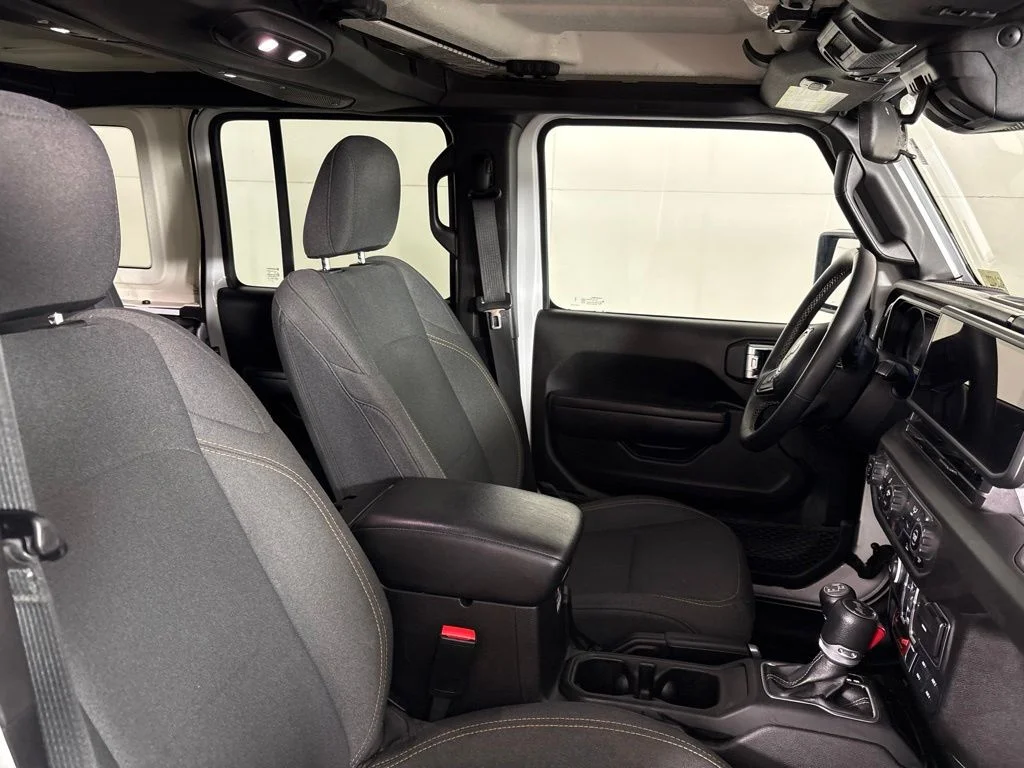 Used 2025 White Jeep Willys image 20