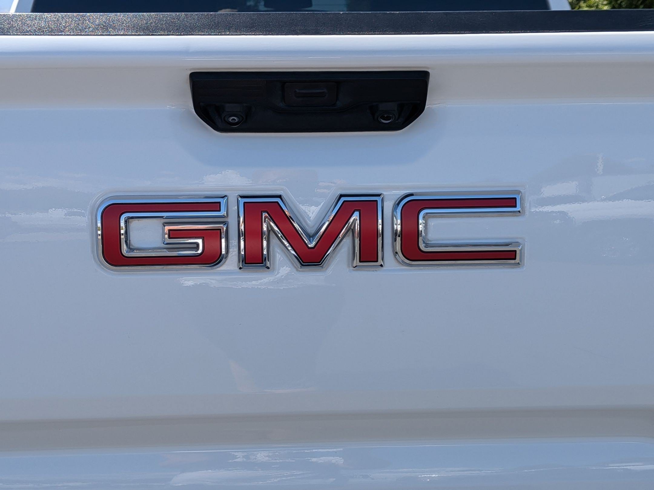 Certified Used 2023 SUMMIT WHITE GMC Elevation image 13