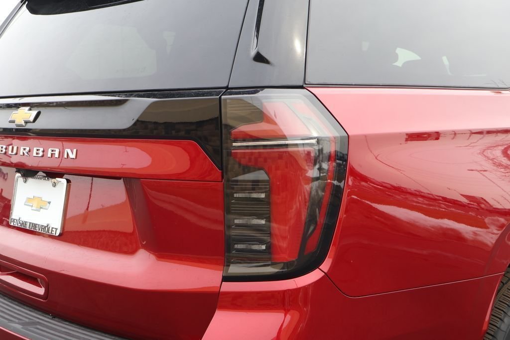2026 Chevrolet Suburban LS - Photo 7
