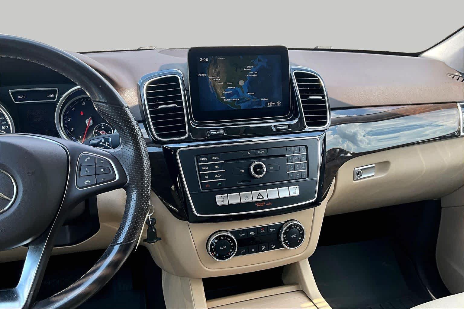 Used 2017 Polar White Mercedes-Benz GLE 350 image 7
