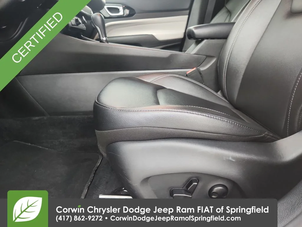 Certified Used 2025 White Jeep Limited image 19