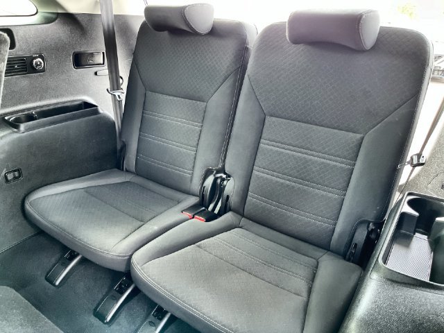 Used 2020 Black Kia S image 25
