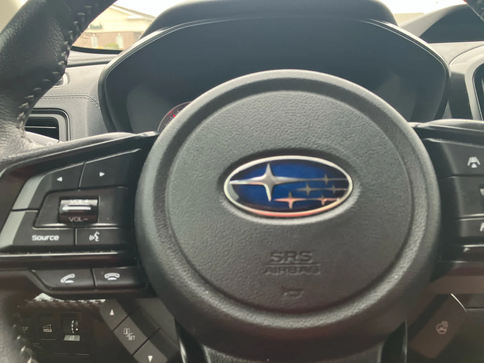 Used 2022 Ice Silver Metallic Subaru Onyx Edition image 15