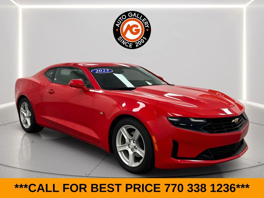 Used 2023 Red Chevrolet 1LT image 1