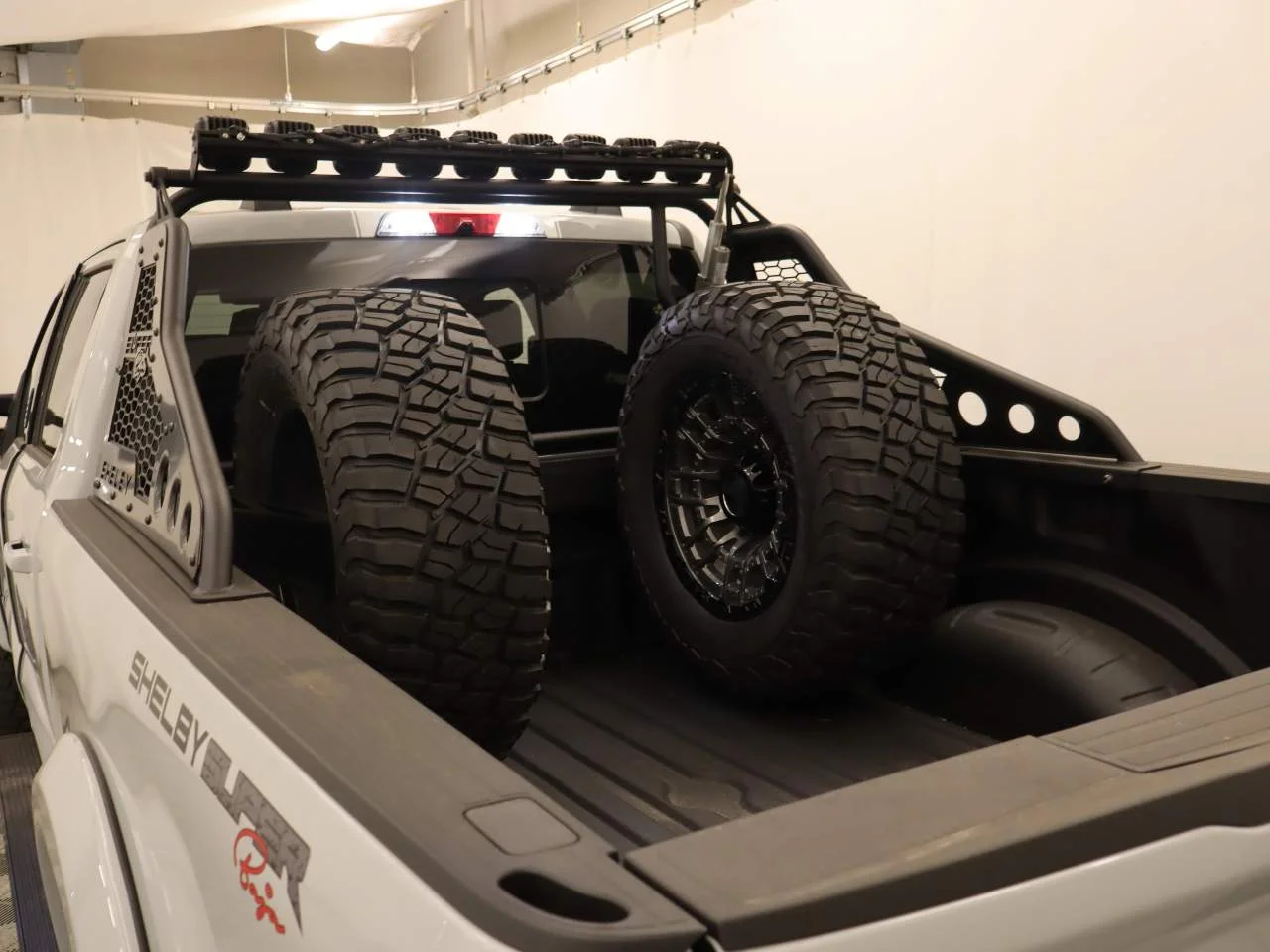 New 2026 Avalanche Ford F-250® Lariat® image 22