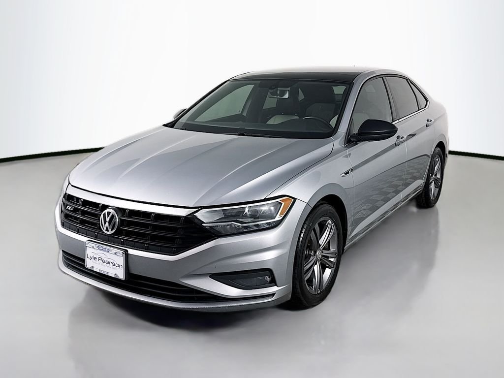 Used 2021 Silver Volkswagen R-Line image 1