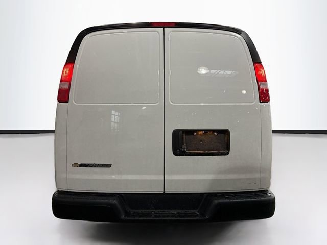 2025 Chevrolet Express Cargo Work Van - Photo 7