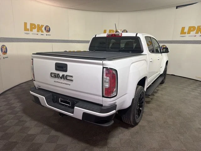 Used 2022 Summit White GMC 2WD Elevation image 4