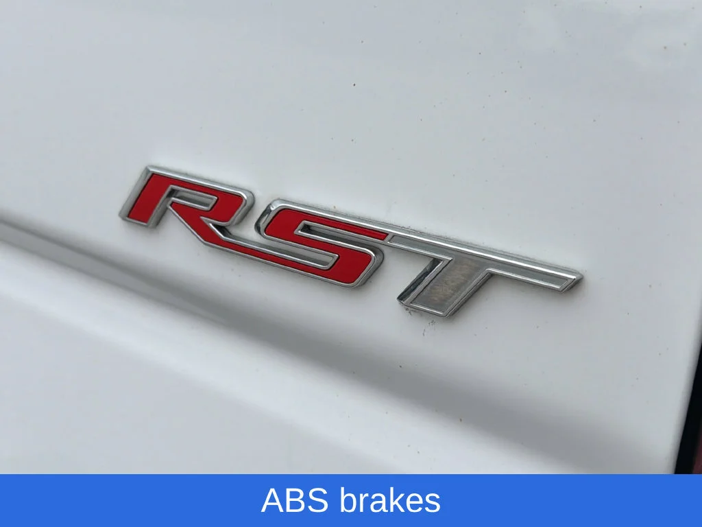 Used 2020 SUMMIT WHITE Chevrolet RST image 41
