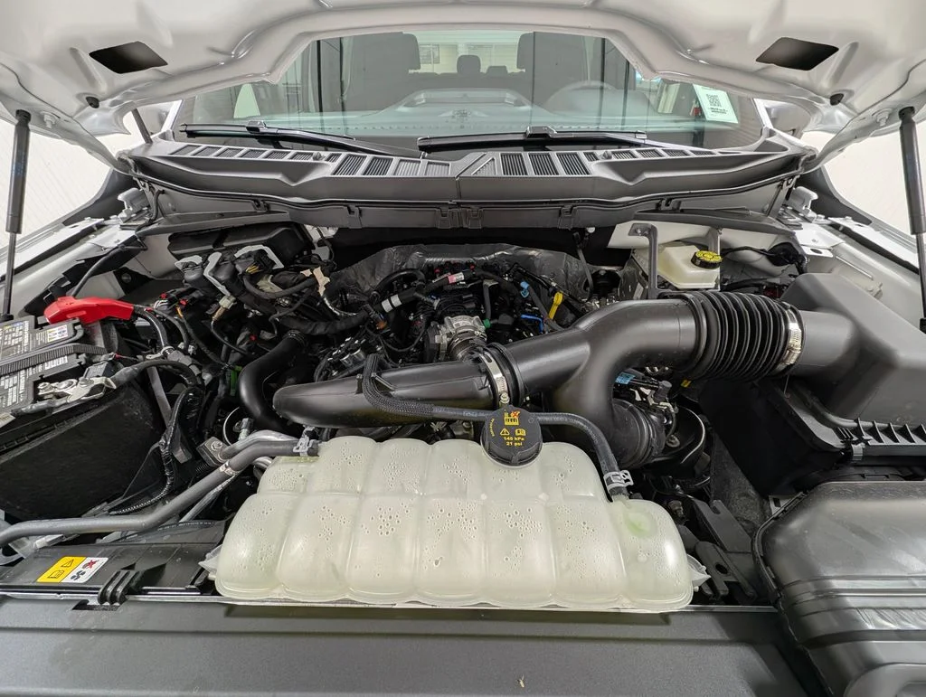 New 2026 Oxford White Ford STX® image 29