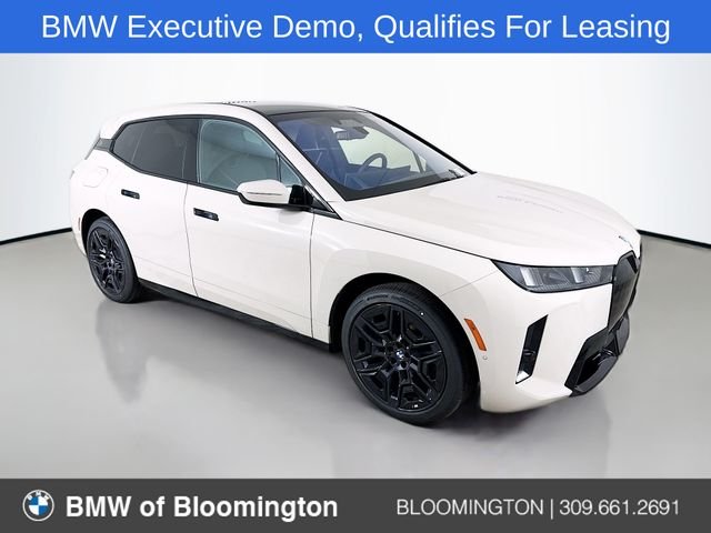 Used 2026 Gray Metallic BMW xDrive60 image 1