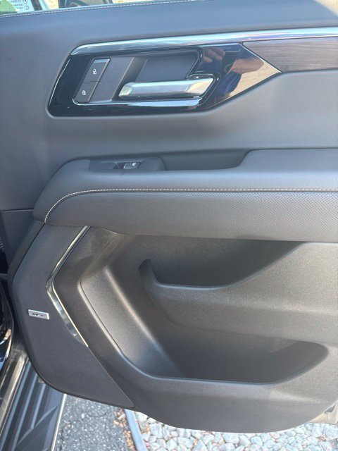 Used 2025 Black Chevrolet Premier image 30