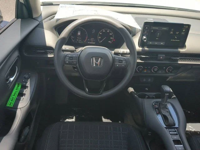 New 2027 Platinum White Pearl Honda LX image 14