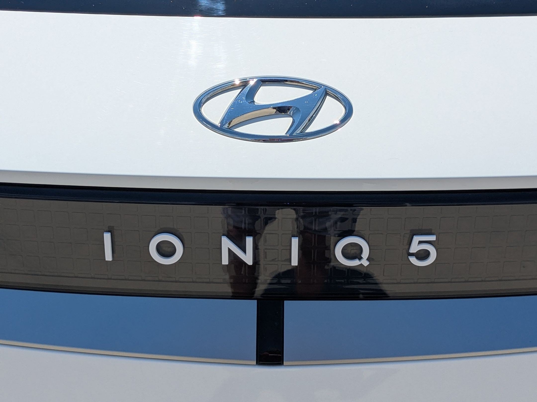 Certified Used 2023 White Hyundai SEL image 13